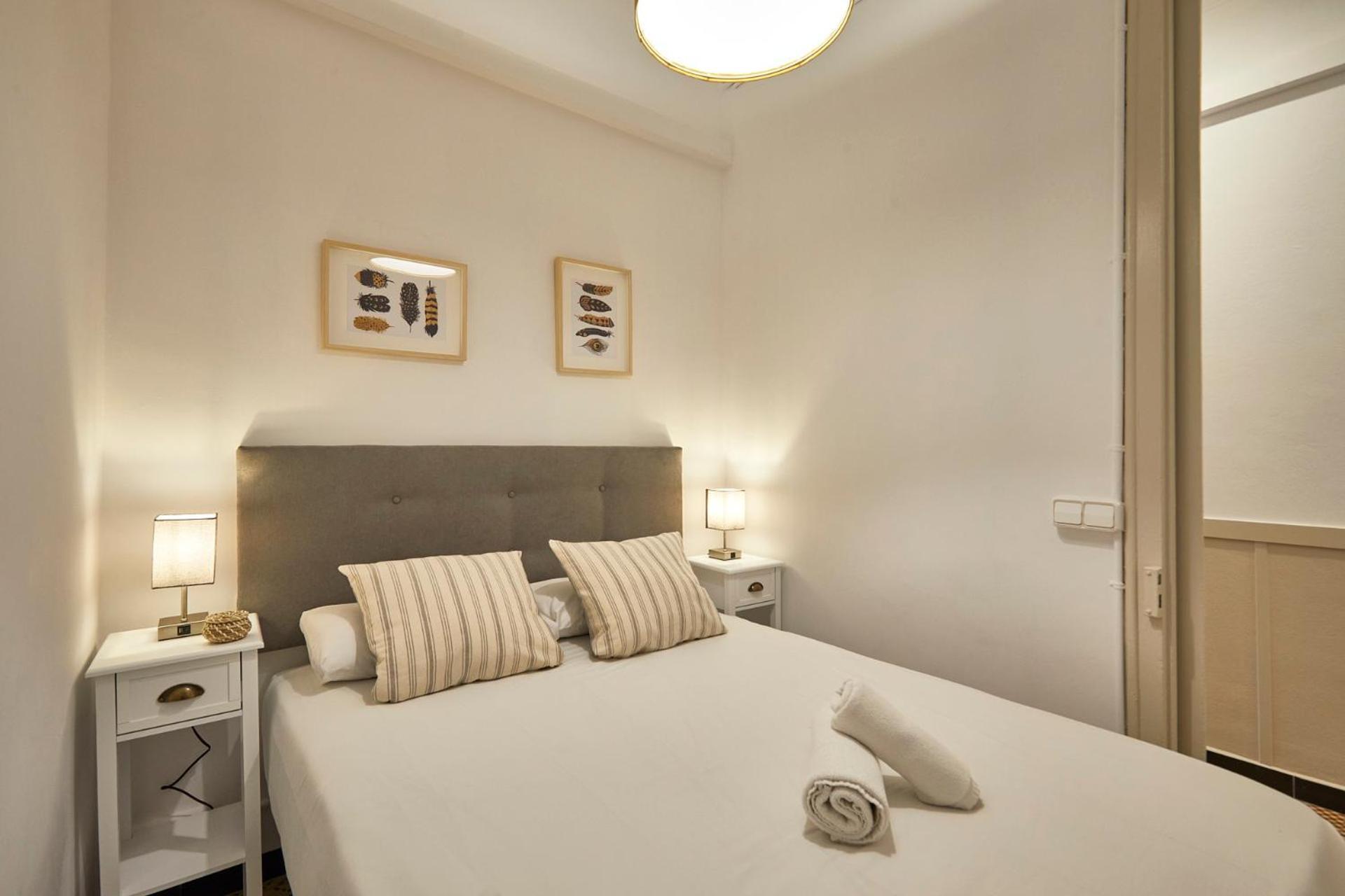 Bbarcelona Sagrada Familia Garden Apartment Exterior photo